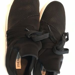 Steve Madden Lancer Sneakers